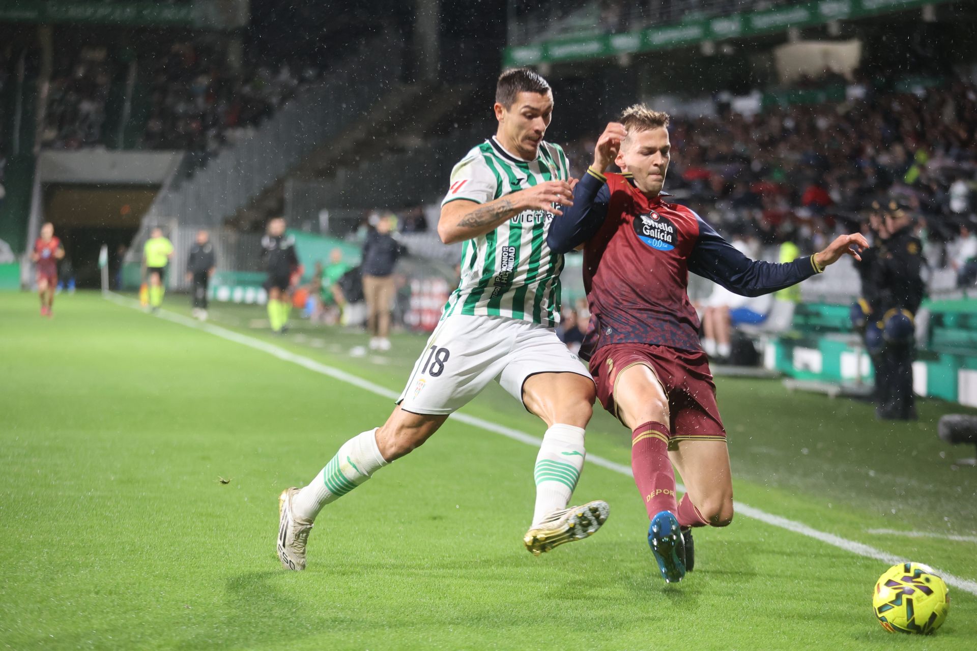 La dolorosa derrota del Córdoba ante el Deportivo, en imágenes