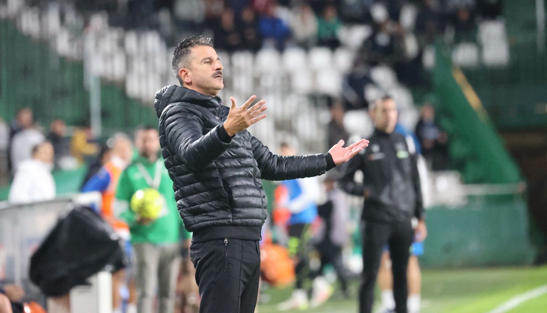 La dolorosa derrota del Córdoba ante el Deportivo, en imágenes