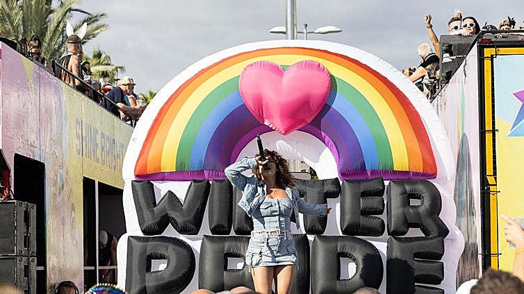 La marcha reivindicativa del 'Winter Pride' reúne a 40.000 personas en Maspalomas