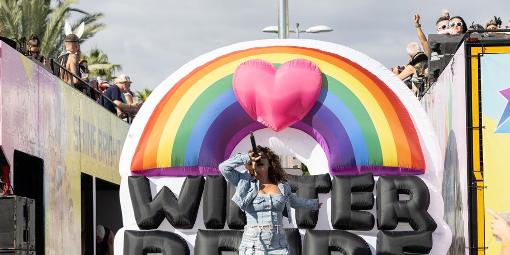 La marcha reivindicativa del Winter Pride reúne a 40.000 personas en Maspalomas