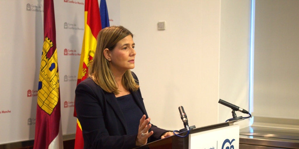 Agudo afirma que «Page pasa de Castilla-La Mancha» y que por eso ha presentado unas cuentas que son «un mero trámite»