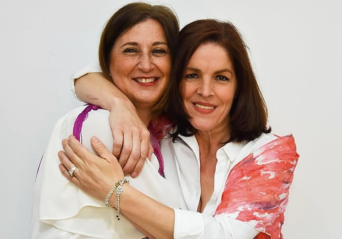 Las dos creadoras de la firma Martínezz