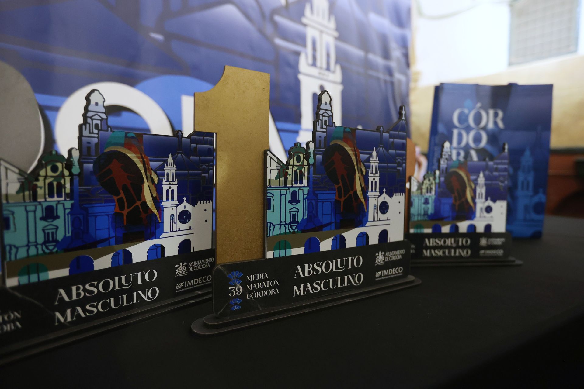 La presentación de la Media Maratón de Córdoba 2025, en imágenes