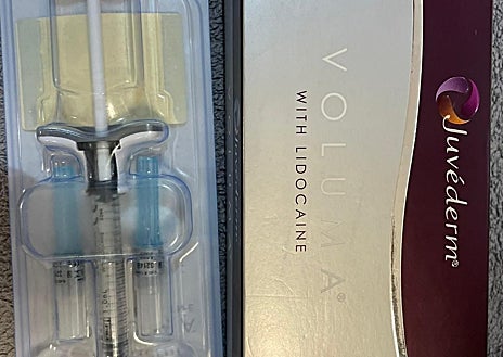 Imagen secundaria 1 - Destapan tres clínicas ilegales que trataban cáncer de piel y ponían bótox entre insectos y perros