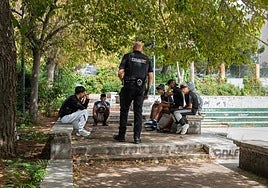 El Gobierno de Ayuso denunciará a los falsos menas, con 48 confirmados y centenares de sospechas desde 2024