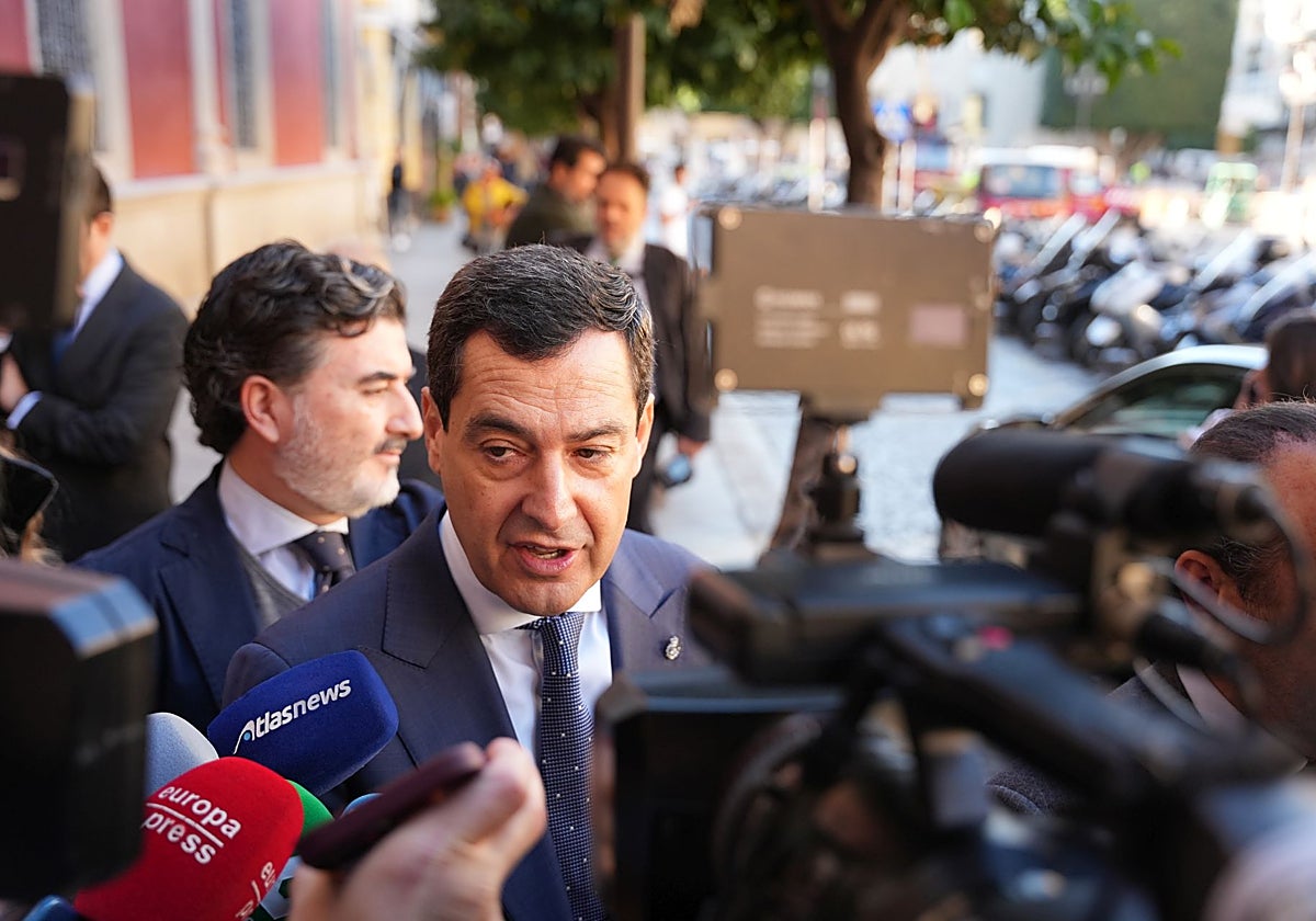 Juanma Moreno, sorprendido con las noticias que llegaban desde Almería