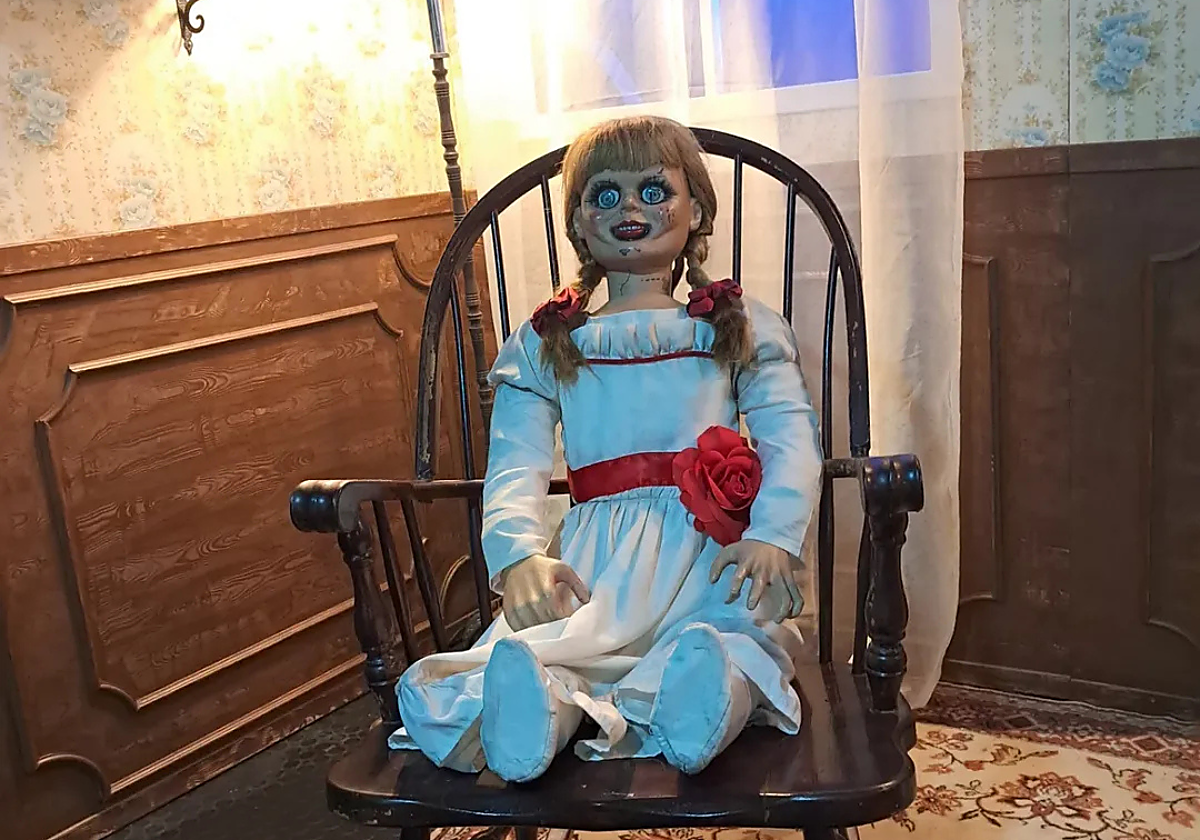 Personajes a tamaño real en la exposición Multiverse Cinema en Córdoba