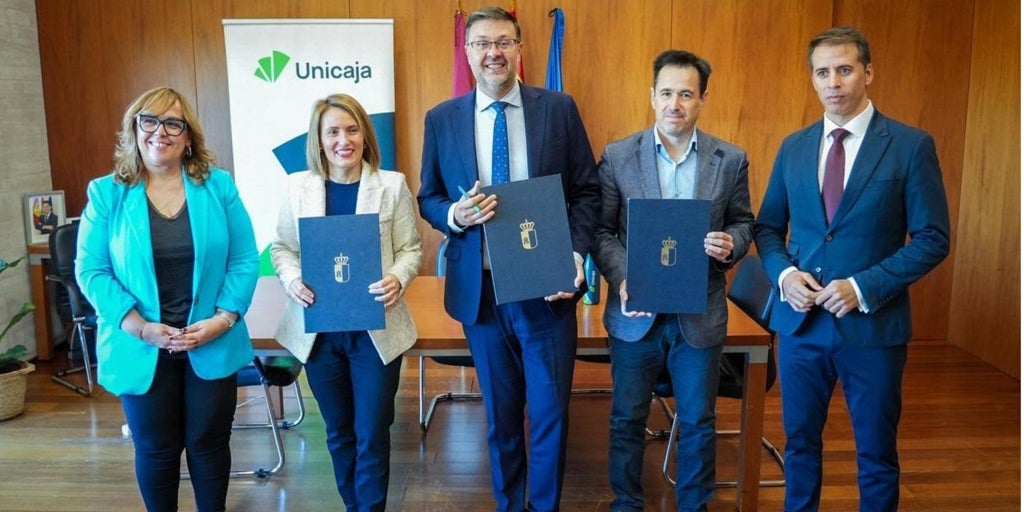 Junta y Unicaja suscriben un convenio para impulsar  Somos Deporte  en las categorías de cadete e infantil en Castilla-La Mancha