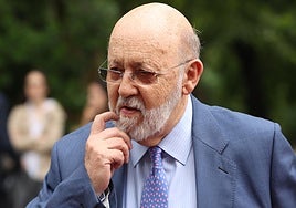 El CIS de Tezanos reduce la distancia a diez puntos entre PSOE y PP y repite la igualdad entre los de Feijóo y Abascal