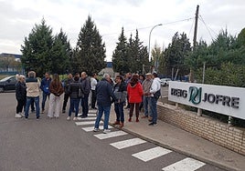 CCOO rechaza «frontalmente» el despido de diez trabajadores en Reig Jofre y exige estabilidad en el empleo