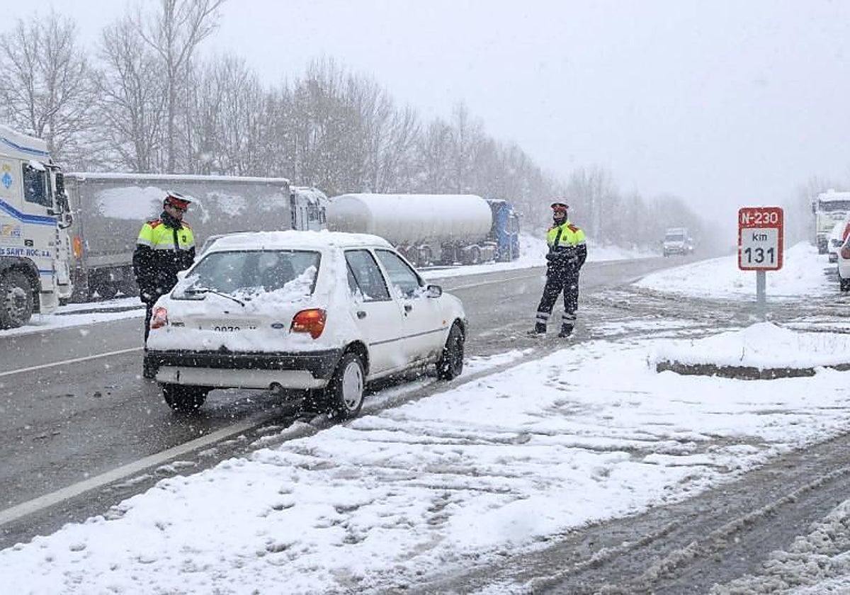 La Aemet activa un aviso por nevadas en Cataluña desde este miércoles tras la llegada del ambiente invernal