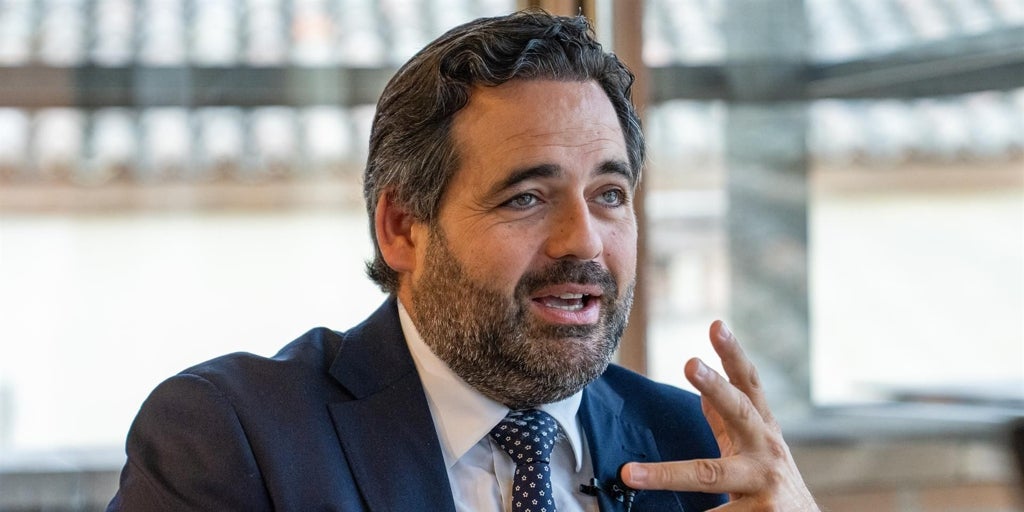 Núñez, optimista en cuanto a su perspectiva electoral: «Hundimiento de PSOE, subida importante de Vox y moderada del PP»