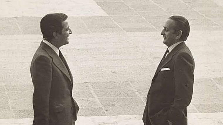 50 años de la restauración de la Monarquía: los 1.300 días en los que España cambió. En la imagen, Adolfo Suárez y Torcuato Fernández-Miranda.