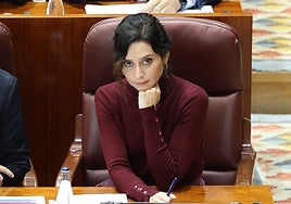'Guerra de áticos' en la Asamblea: la izquierda se agarra al novio de Ayuso para esconder la corrupción del PSOE