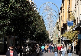 Estafa napolitana en Córdoba: la Policía desarticula una banda que vendía móviles de alta gama y relojes falsos