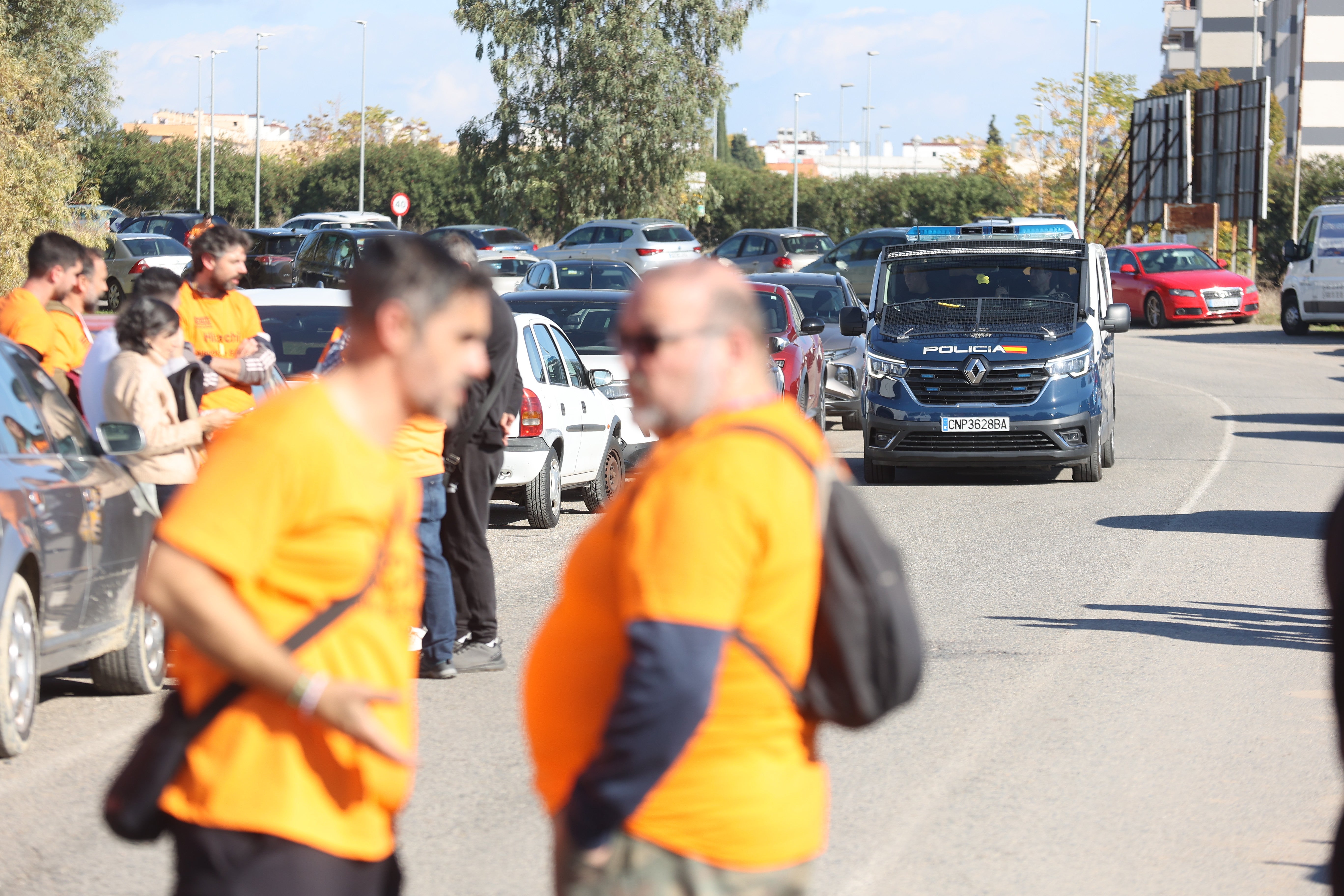 En imágenes, la tensa jornada de la plantilla de Hitachi en Córdoba