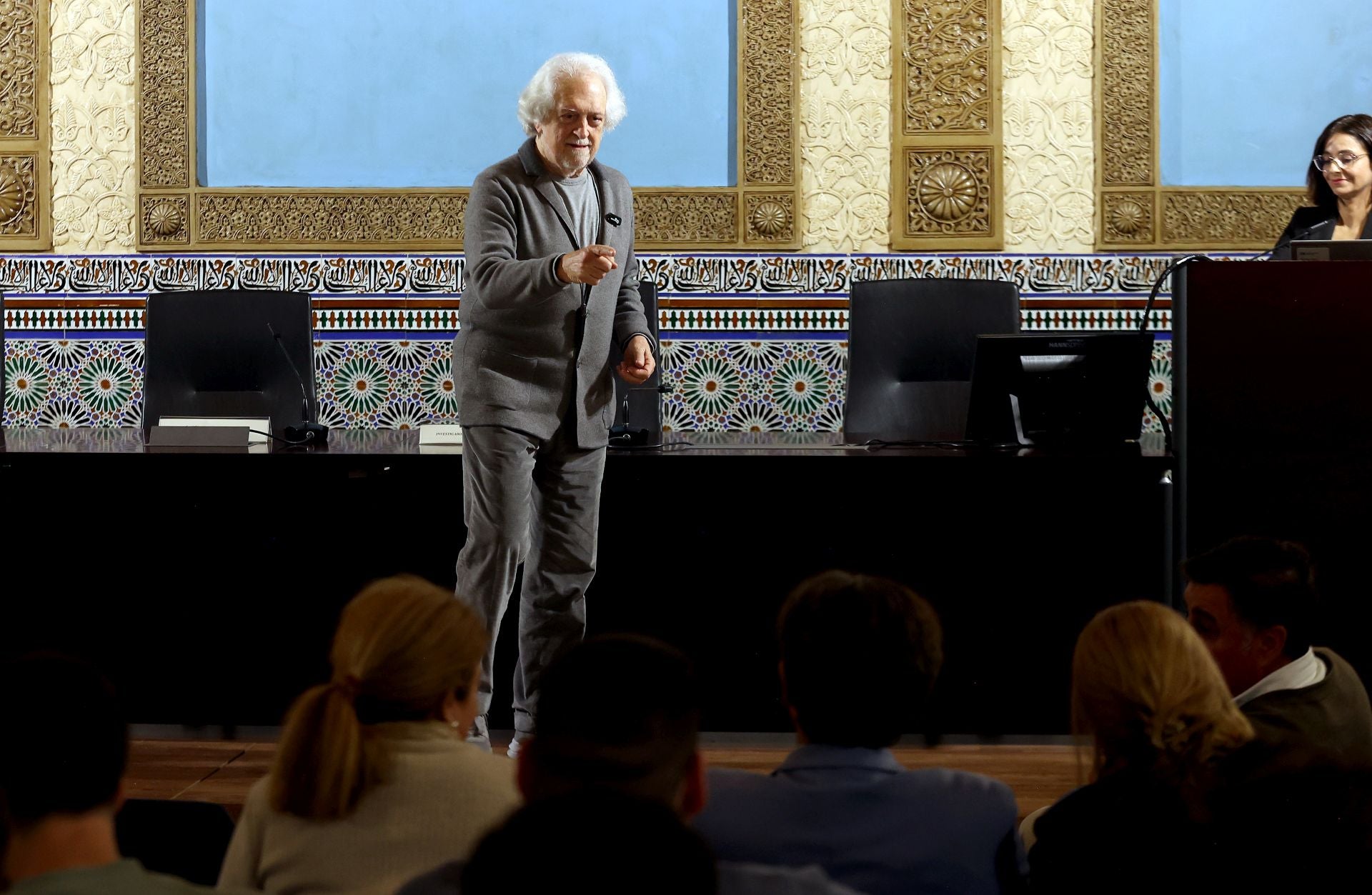 La charla de Alejandro Rojas Marcos sobre el &#039;Poder andaluz&#039; en Córdoba, en imágenes