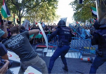 A la caza del policía en Madrid: «El odio hacia nosotros crece porque se creen impunes»
