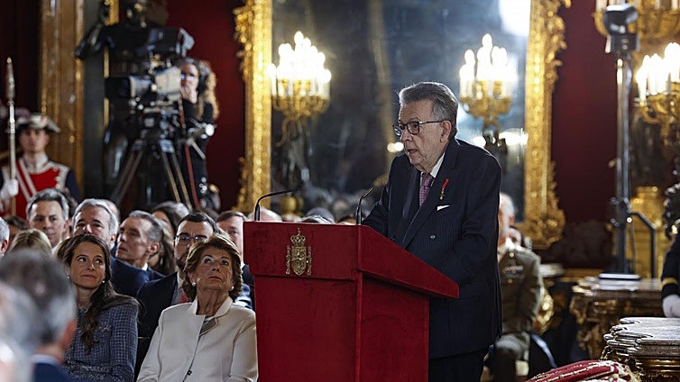 Los padres de la Constitución honran el valor de la Transición, pero exigen que no sea solo un «recuerdo»