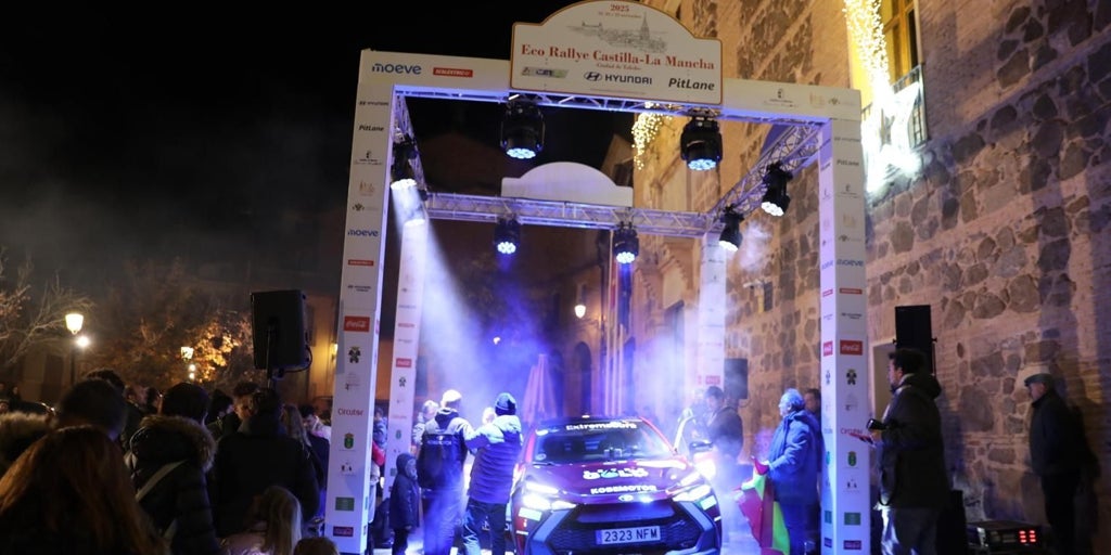 Eco Rallye Castilla-La Mancha arranca su ceremonia oficial de salida reuniendo a los campeones de España