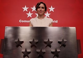 Ayuso denuncia los «hechos propios de una dictadura» y teme una reacción «desquiciada» de Sánchez