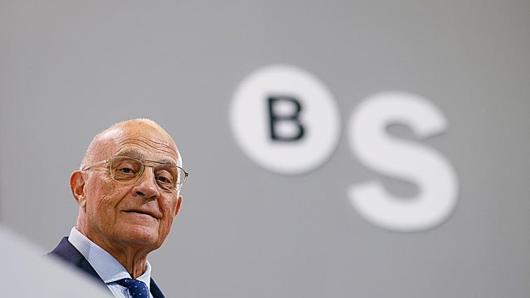 Fomento reconoce con sus Medallas de Honor a Josep Oliu, Pedro Fontana y Enrico Letta