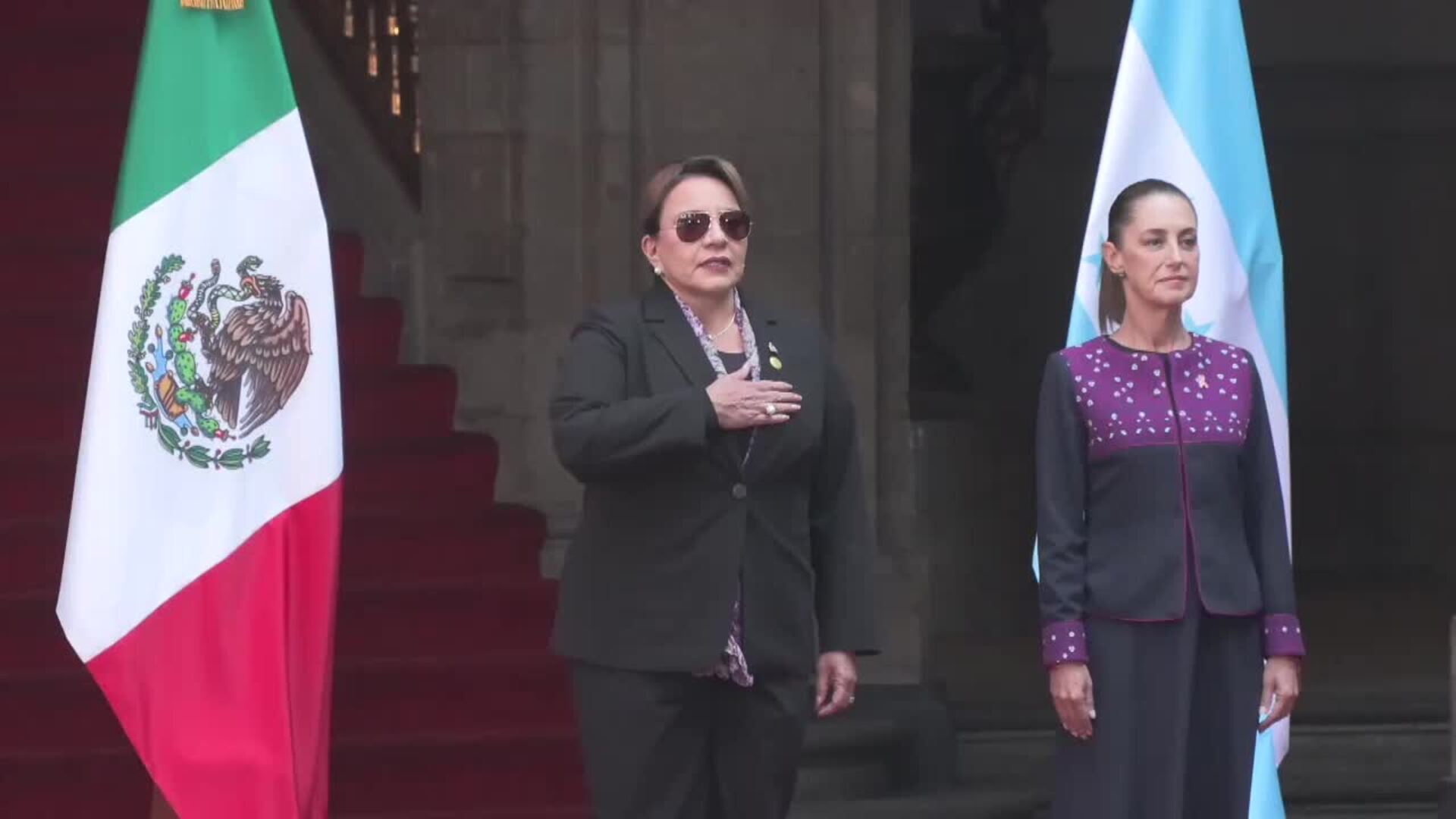 Sheinbaum recibe a Castro para reforzar relación bilateral a días de comicios en Honduras