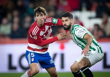 Prueba de fuego de Xavi Sintes y Álex Martín en la zaga del Córdoba CF ante el Cádiz