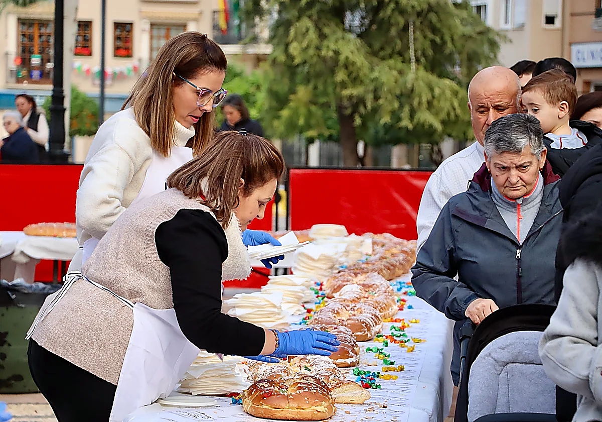 Lucena conseguirá un año más el roscón gigante