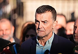 Maíllo avisa que se celebrarán primarias si no logran un candidato de consenso en Sumar