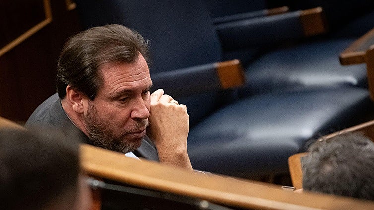 El Gobierno busca protagonizar la campaña extremeña: ahora Puente promete un «gran avance» en el ferrocarril