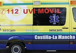 Fallece un joven de 21 años al colisionar su vehículo con un tractor en Valdepeñas