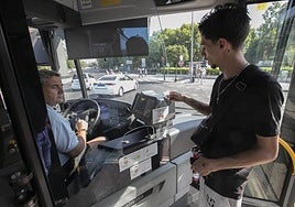 Detenido el hombre que trató de apuñalar a un conductor de Aucorsa en Córdoba