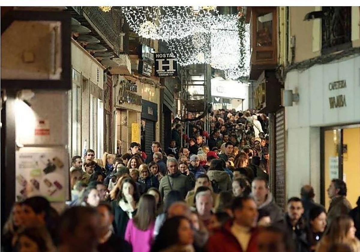 Novedades en el circuito peatonal del Casco Histórico de Toledo en Navidad: el sentido único será el mismo que el del tráfico rodado