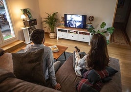 Extinguen la pensión compensatoria de 2.000 euros a su exmujer tras revelar un detective que vivía con otra pareja