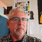 <класс div="voc-author__name" data-eio=