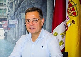 Sánchez Requena (PSOE) lamenta que el alcalde de Albacete «blanquee a quienes protagonizan discursos de odio»