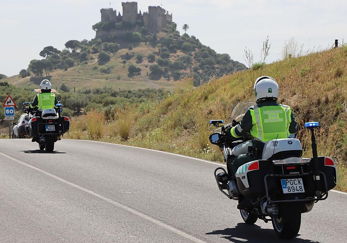 Imagen de archivo de una patrulla de la Guardia Civil de Tráfico