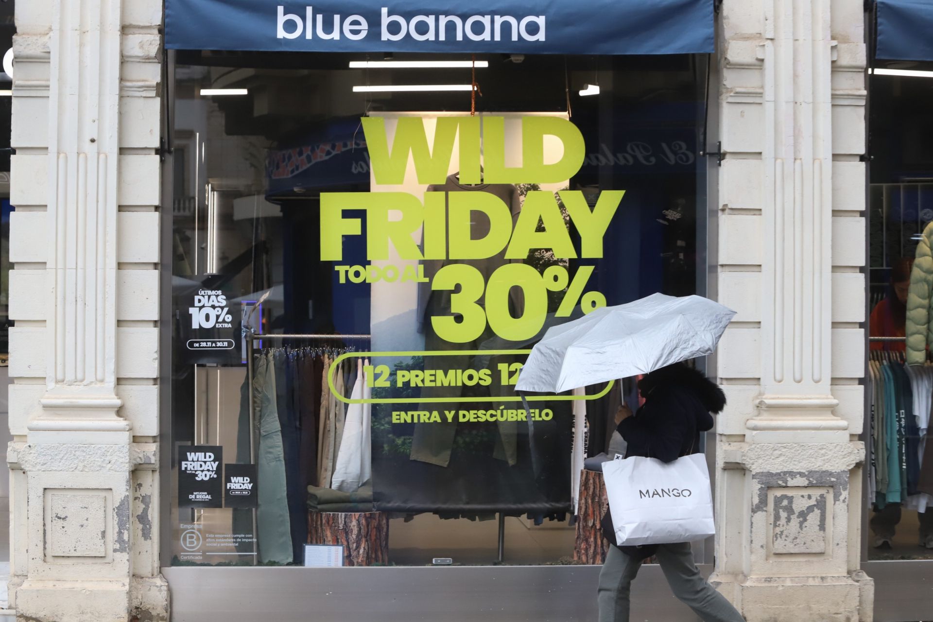 Las compras anticipan la Navidad en Córdoba, en imágenes