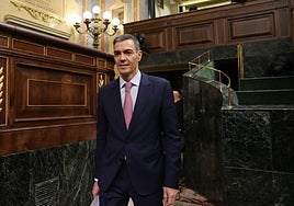 Sánchez da orden a sus ministros de gobernar sin el Parlamento