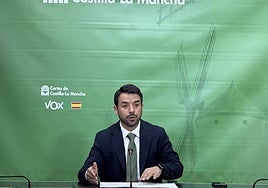 Vox Castilla-La Mancha critica que PSOE cambie el Reglamento de las Cortes «de manera unilateral, sin avisar y sin dialogar»