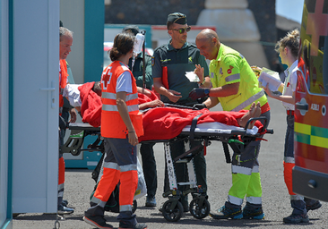 Un total de 24 inmigrantes hospitalizados y 5 fallecidos en un fin de semana letal en la Ruta Canaria