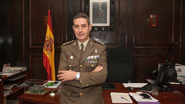 Fallece de manera repentina el coronel Íñigo Laquidáin, anterior subdelegado de Defensa de Córdoba