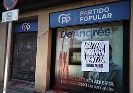 Los 'cachorros' de Bildu elevan los ataques «antiespañolistas» antes del día de la Constitución