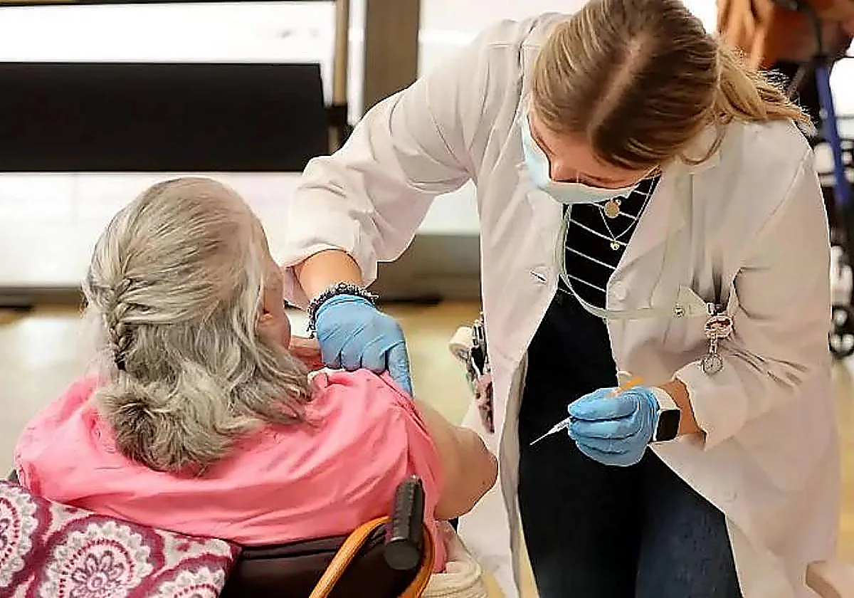 Vacunaciones de personas mayores en Andalucía