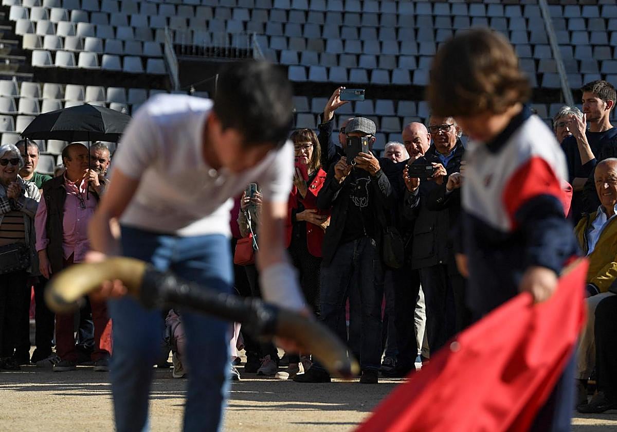 Clases de toreo en la Monumental de Barcelona