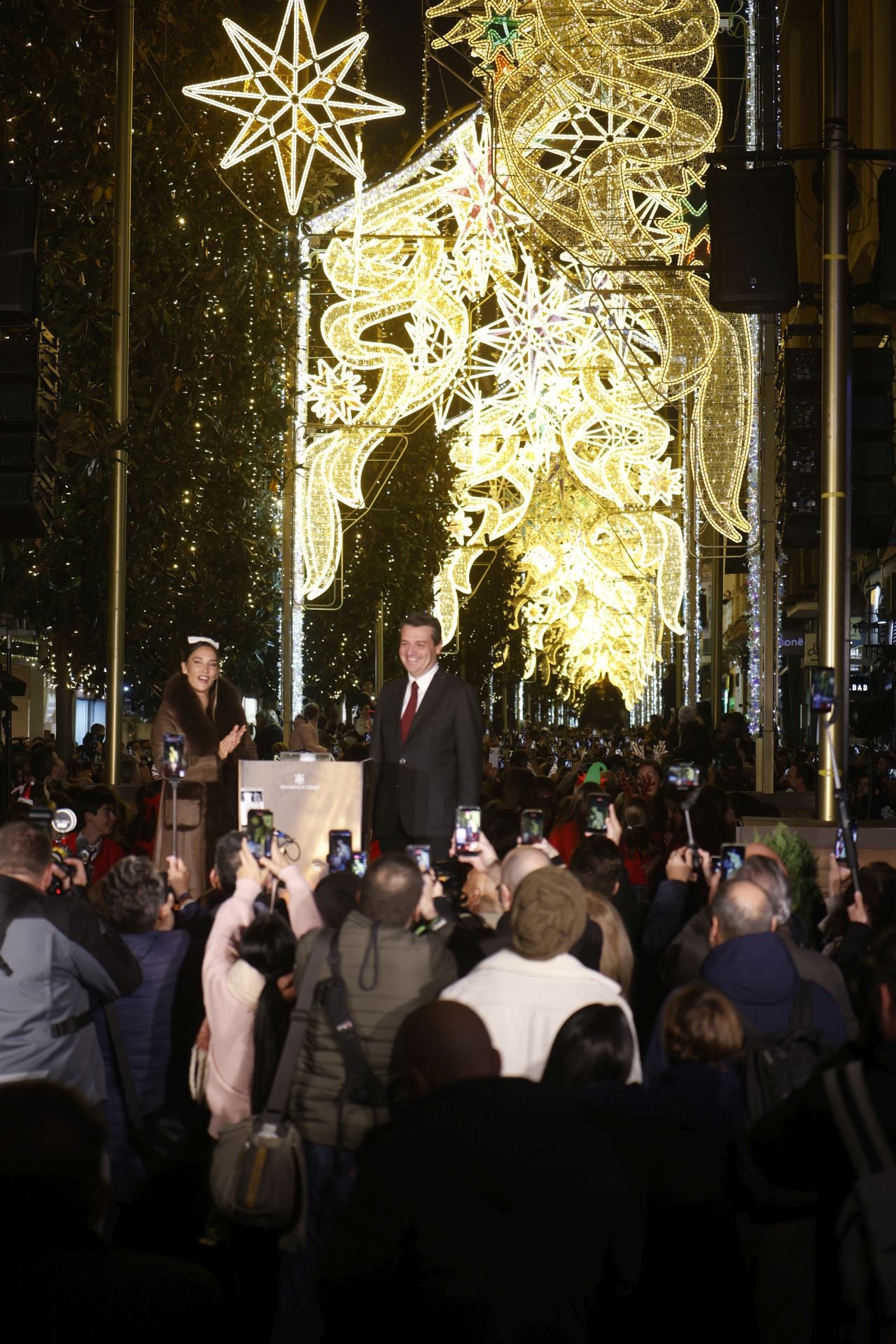 El encendido del espectáculo de luz y música de Córdoba, en imágenes