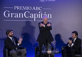 La entrega del Premio Gran Capitán de ABC a El Cordobés, en imágenes