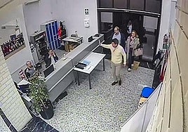 Así fue la entrada de Mazón al Cecopi el día de la dana: la Generalitat confirma a la juez que llegó a las 20.28 horas