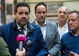 Núñez asegura que a Page «le importa más su futuro que el empleo regional» porque «ni lidera ni está en la región»